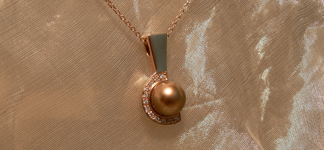 chocolate pearl | pendants